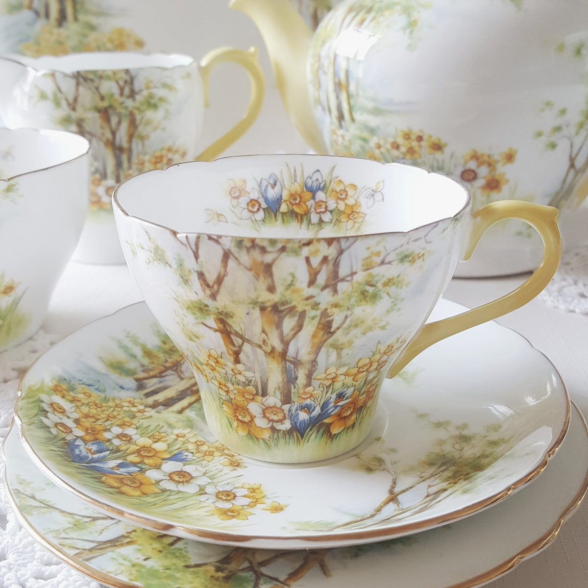 Shelley 'Daffodil Time' Teacup Trio Set