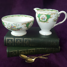 Load image into Gallery viewer, 1930s Vintage Creamer and Sugar Bowl in Foley Broadway, Bird of Paradise, Made in England