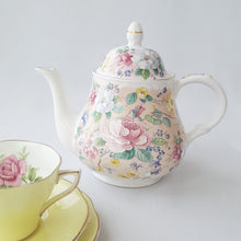 Load image into Gallery viewer, 1970s Arthur Wood Teapot, Vintage Teapot, Made in England