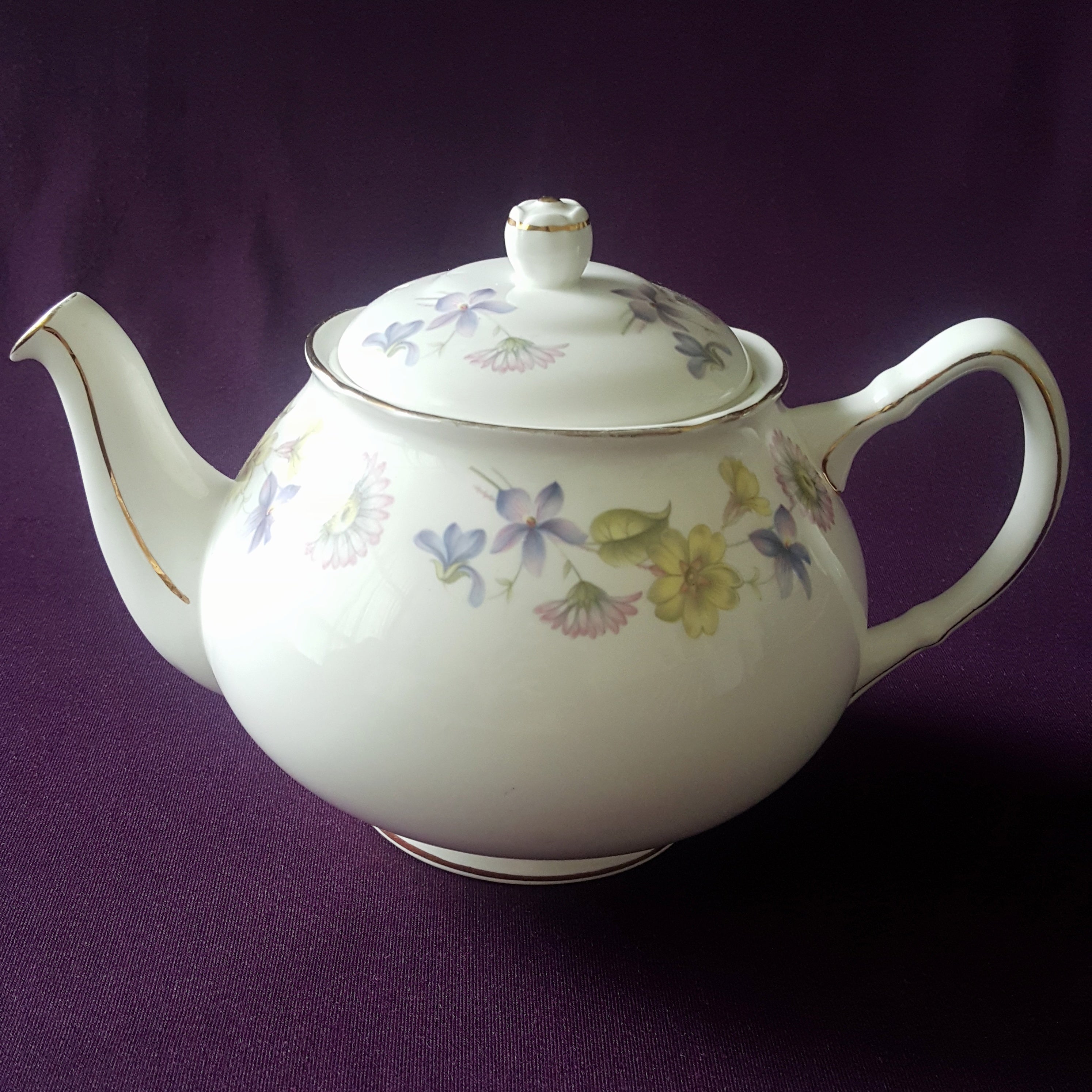 【Victorian Plate】メロンフォルムのティーポット Victorian Plate】メロンフォルムのティーポット VICTORIAN