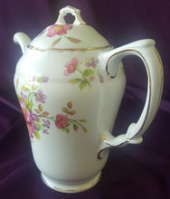 Load image into Gallery viewer, 1940s Vintage Floral Teapot