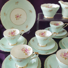 Load image into Gallery viewer, 1940s Sutherland Baby Blue Cake Plate